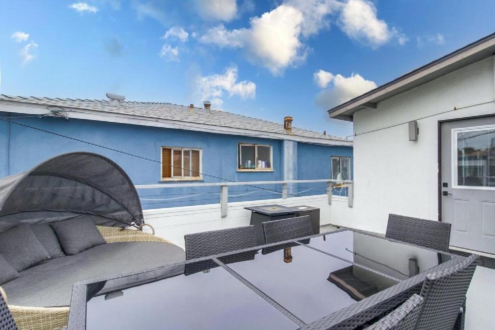 Mission Escape Near Ocean And Bay With Private Balcony Bbq And Garage Parking Holiday home *