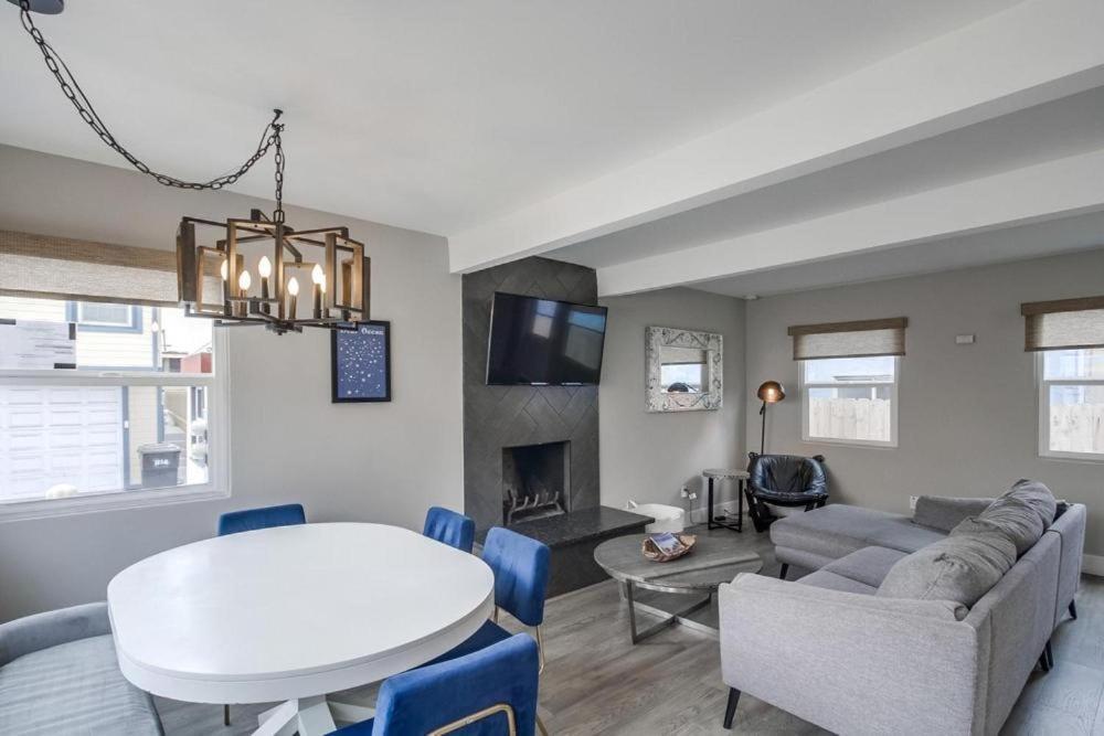 Holiday home Mission Escape Near Ocean And Bay With Private Balcony Bbq And Garage Parking