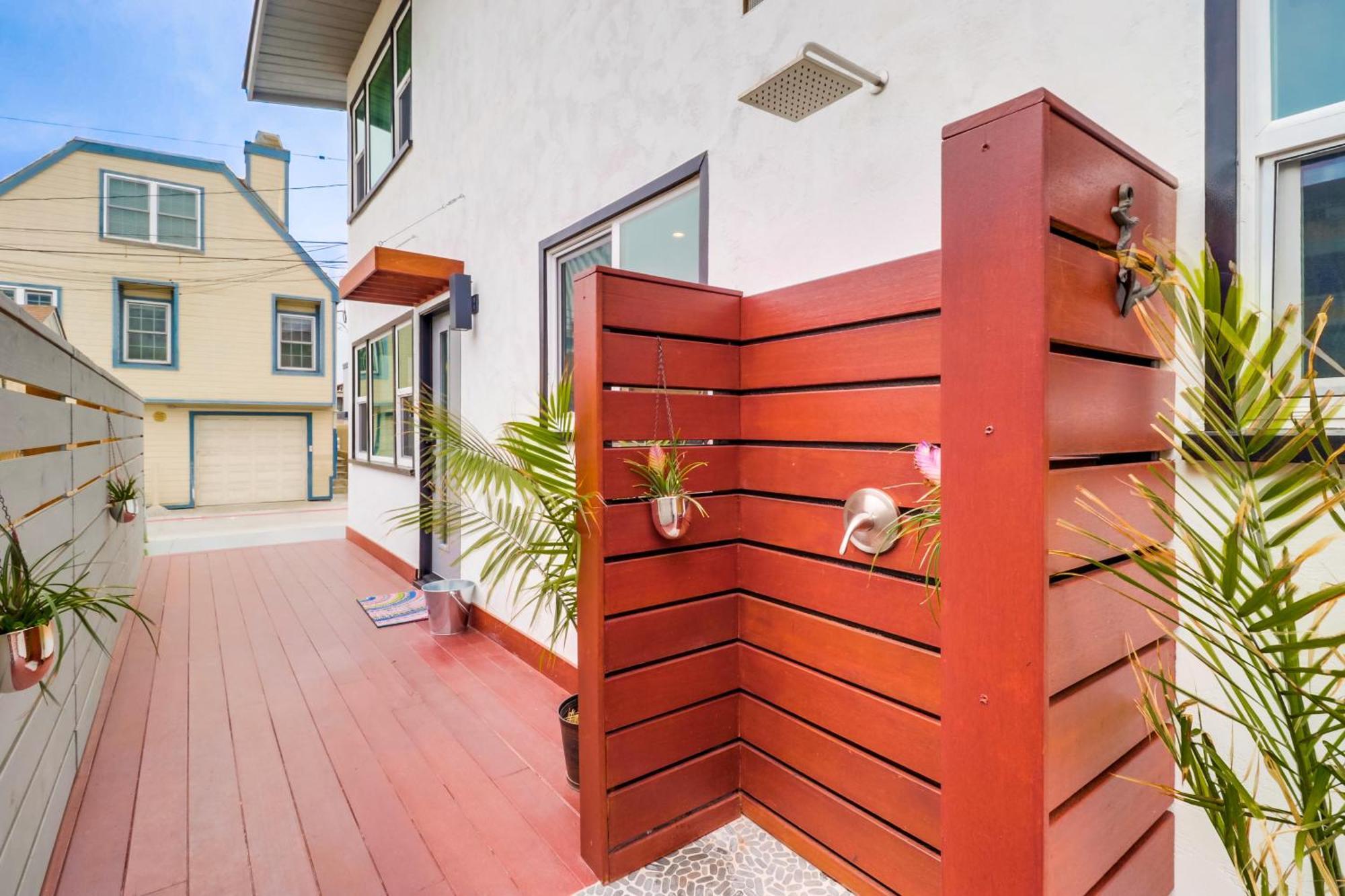 Holiday home Mission Escape Near Ocean And Bay With Private Balcony Bbq And Garage Parking *