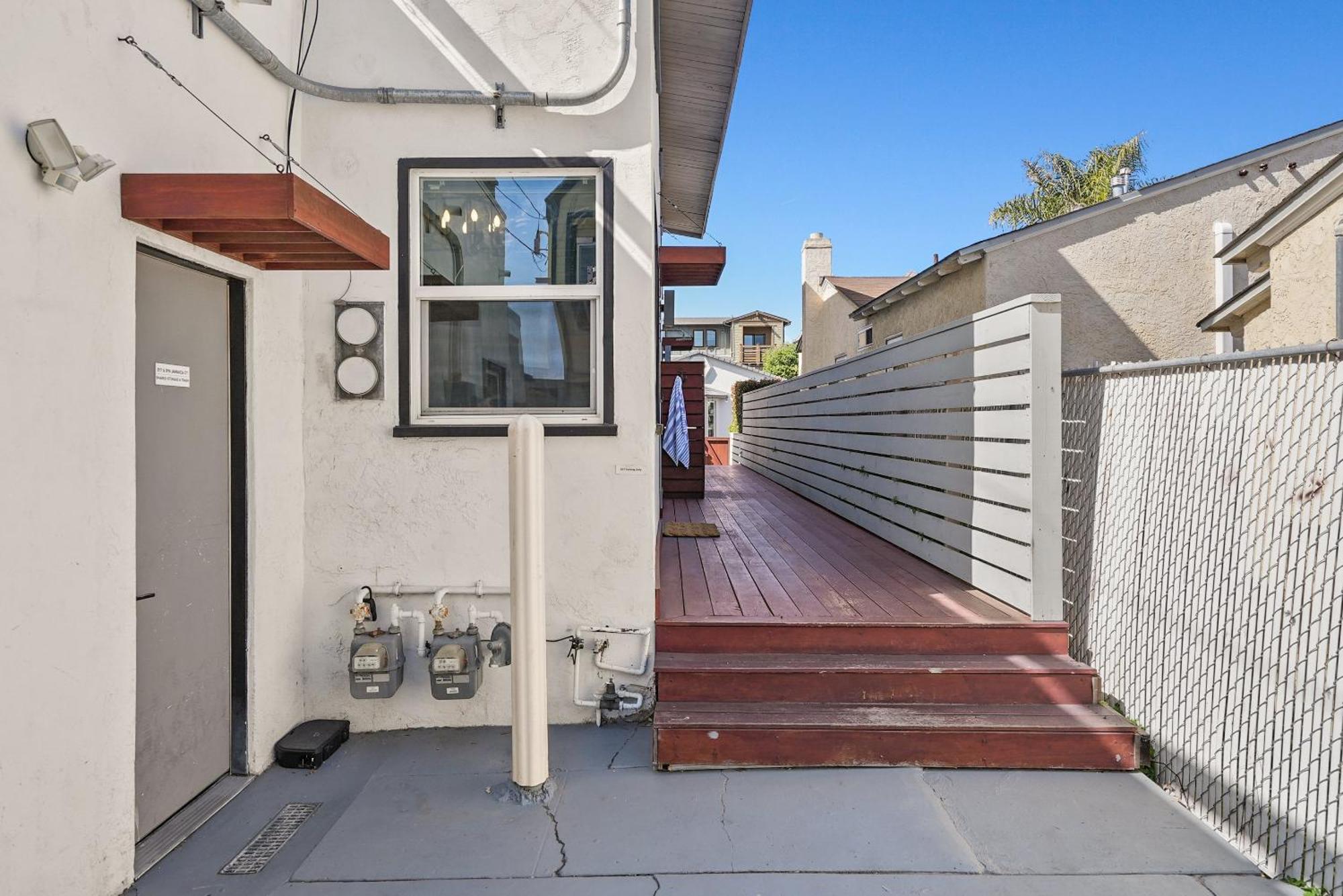 Holiday home Mission Escape Near Ocean And Bay With Private Balcony Bbq And Garage Parking San Diego